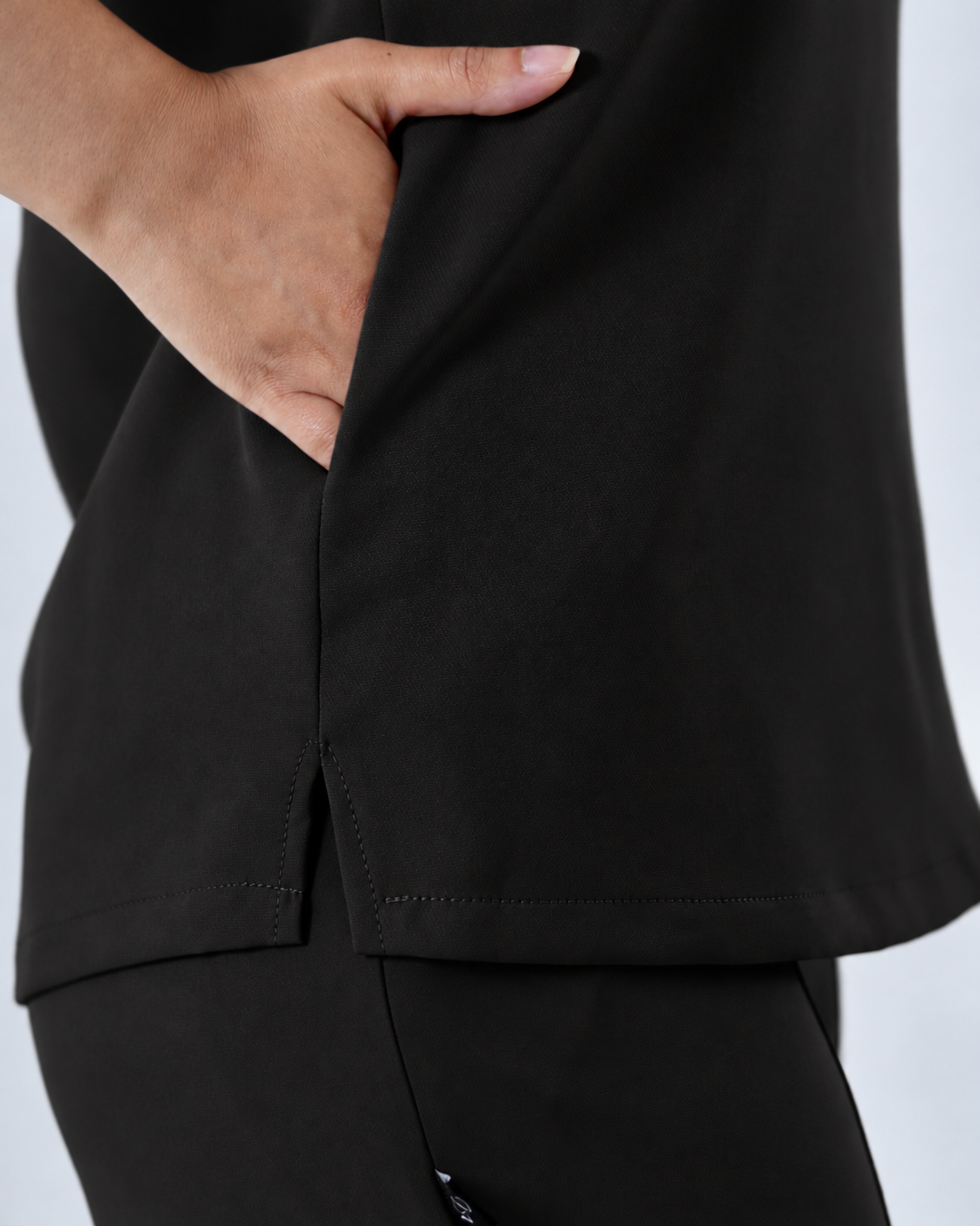 AL-RAQAD | Black Scrubs