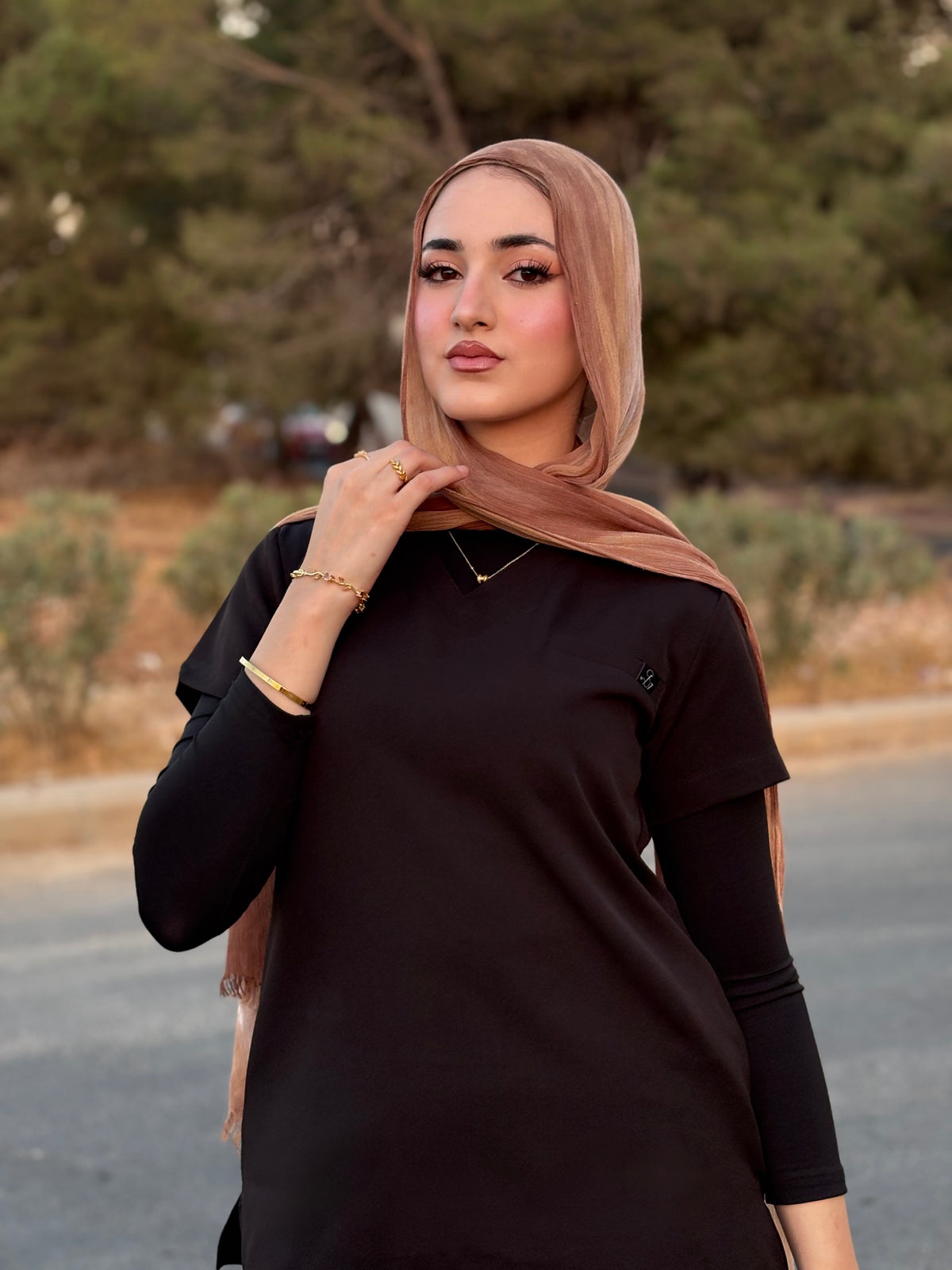 AL-RAQAD | Black Scrubs